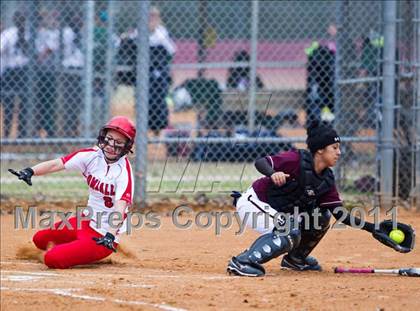 Thumbnail 2 in Tomball vs Round Rock (Bryan-College Station Tournament) photogallery.