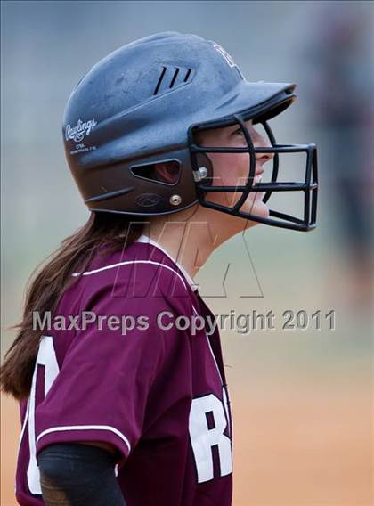 Thumbnail 1 in Tomball vs Round Rock (Bryan-College Station Tournament) photogallery.