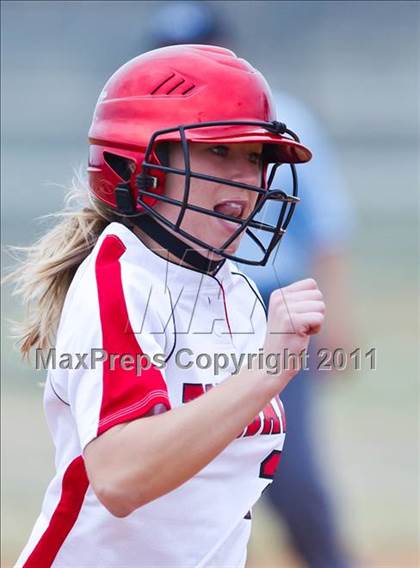Thumbnail 2 in Tomball vs Round Rock (Bryan-College Station Tournament) photogallery.