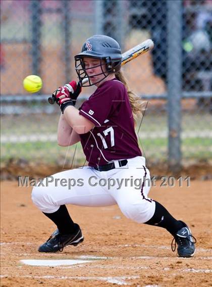 Thumbnail 1 in Tomball vs Round Rock (Bryan-College Station Tournament) photogallery.
