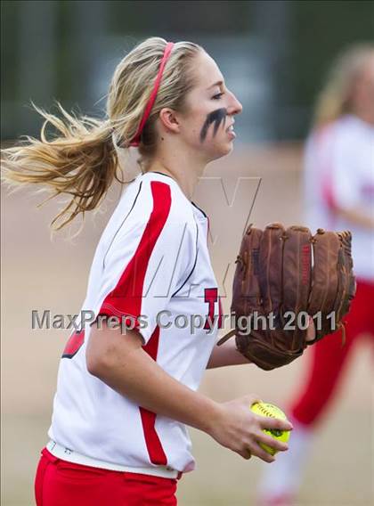 Thumbnail 1 in Tomball vs Round Rock (Bryan-College Station Tournament) photogallery.