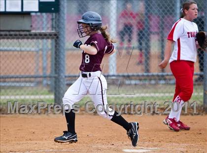 Thumbnail 1 in Tomball vs Round Rock (Bryan-College Station Tournament) photogallery.