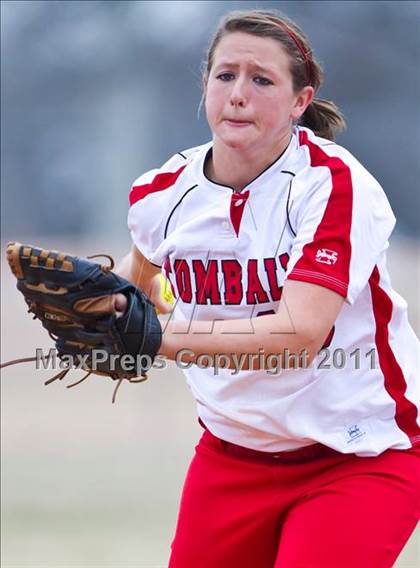Thumbnail 3 in Tomball vs Round Rock (Bryan-College Station Tournament) photogallery.