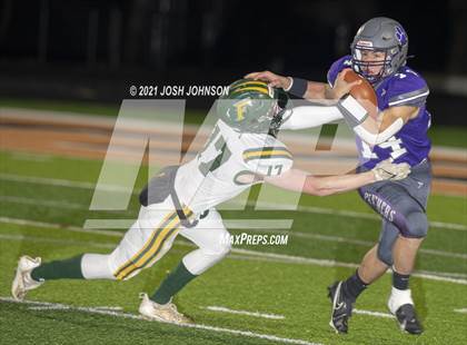 Thumbnail 2 in Ellsworth vs. Freedom (WIAA D4 Level 4 Playoff) photogallery.