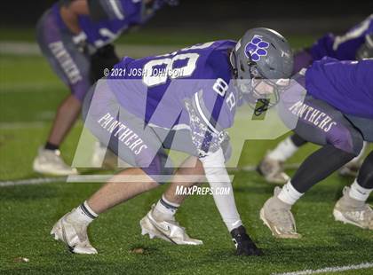 Thumbnail 3 in Ellsworth vs. Freedom (WIAA D4 Level 4 Playoff) photogallery.