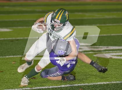 Thumbnail 1 in Ellsworth vs. Freedom (WIAA D4 Level 4 Playoff) photogallery.