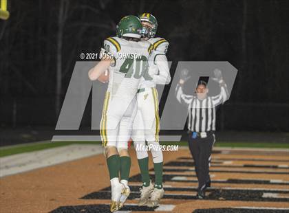 Thumbnail 2 in Ellsworth vs. Freedom (WIAA D4 Level 4 Playoff) photogallery.