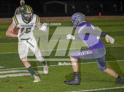 Thumbnail 2 in Ellsworth vs. Freedom (WIAA D4 Level 4 Playoff) photogallery.
