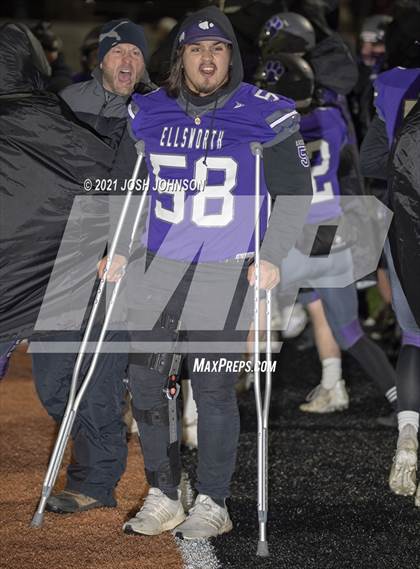 Thumbnail 2 in Ellsworth vs. Freedom (WIAA D4 Level 4 Playoff) photogallery.