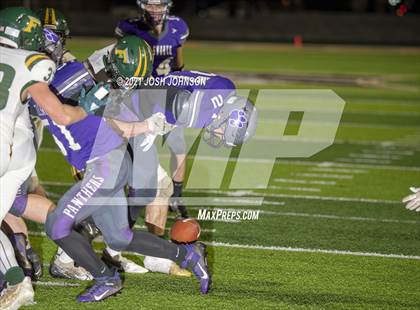 Thumbnail 2 in Ellsworth vs. Freedom (WIAA D4 Level 4 Playoff) photogallery.