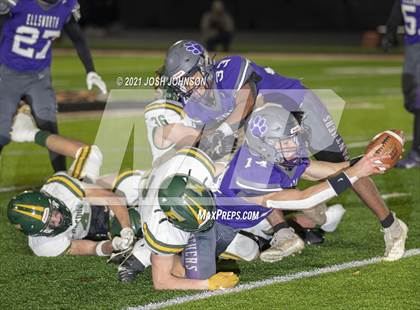 Thumbnail 3 in Ellsworth vs. Freedom (WIAA D4 Level 4 Playoff) photogallery.
