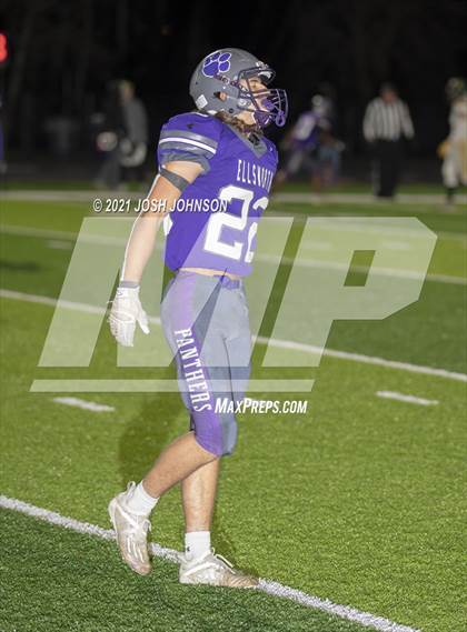 Thumbnail 3 in Ellsworth vs. Freedom (WIAA D4 Level 4 Playoff) photogallery.
