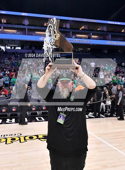 Thumbnail 1 in Grossmont vs. St. Bernard's (CIF State D4 Final) photogallery.