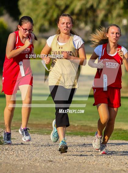 Thumbnail 1 in Weiser Invitational photogallery.