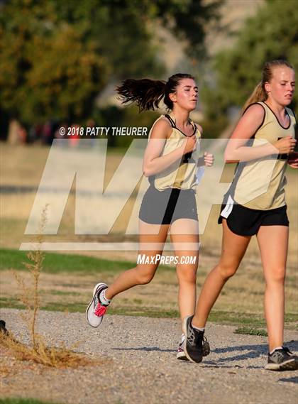 Thumbnail 3 in Weiser Invitational photogallery.