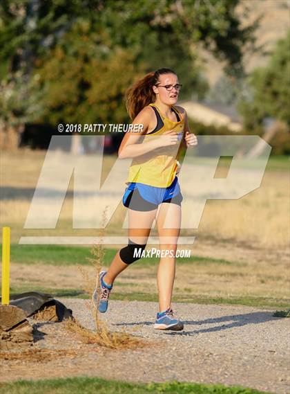 Thumbnail 2 in Weiser Invitational photogallery.
