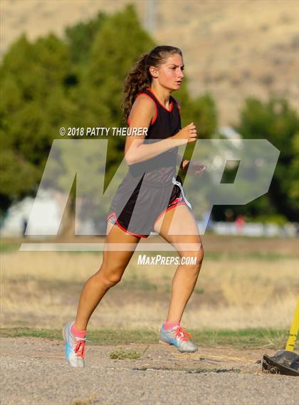 Thumbnail 2 in Weiser Invitational photogallery.