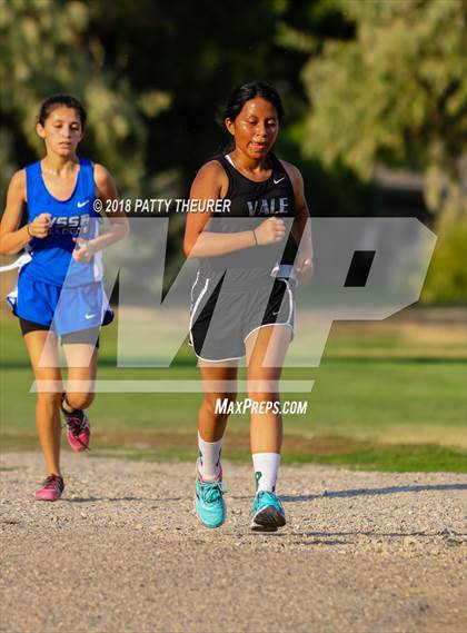 Thumbnail 2 in Weiser Invitational photogallery.