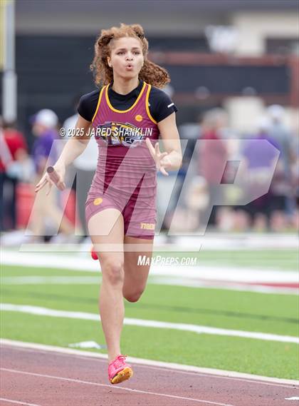 Thumbnail 1 in E.D. White(Cardinals Relays) photogallery.