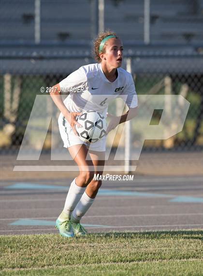 Thumbnail 3 in Cox vs. Kellam (VHSL 6A Semifinal) photogallery.