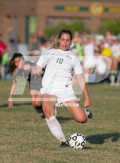 Thumbnail 2 in Cox vs. Kellam (VHSL 6A Semifinal) photogallery.