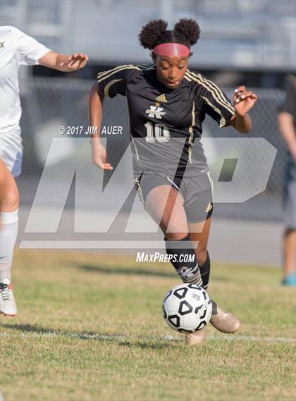 Thumbnail 2 in Cox vs. Kellam (VHSL 6A Semifinal) photogallery.