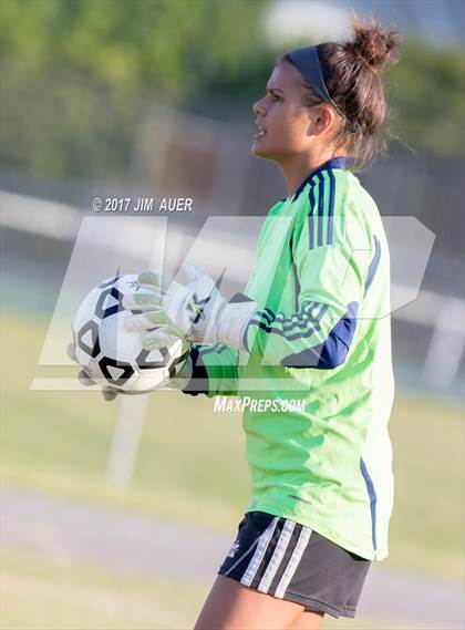 Thumbnail 2 in Cox vs. Kellam (VHSL 6A Semifinal) photogallery.
