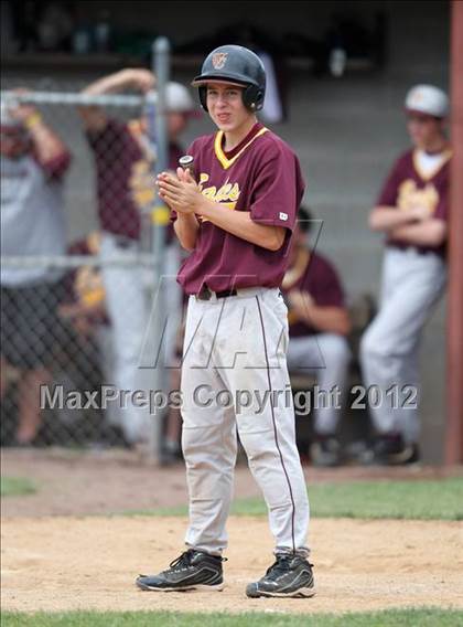 Thumbnail 3 in Oneonta vs. Wayland-Cohocton (NYSPHSAA Class B Semifinal) photogallery.