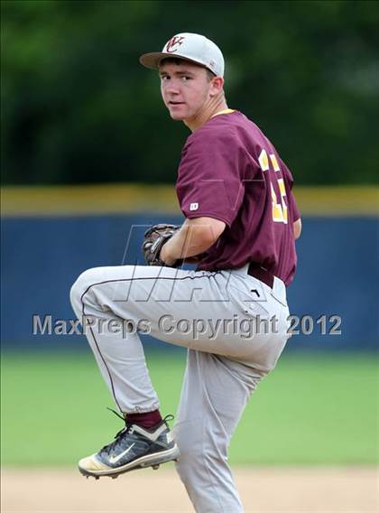Thumbnail 1 in Oneonta vs. Wayland-Cohocton (NYSPHSAA Class B Semifinal) photogallery.
