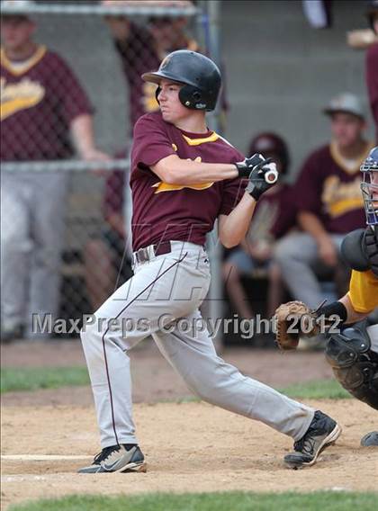 Thumbnail 1 in Oneonta vs. Wayland-Cohocton (NYSPHSAA Class B Semifinal) photogallery.