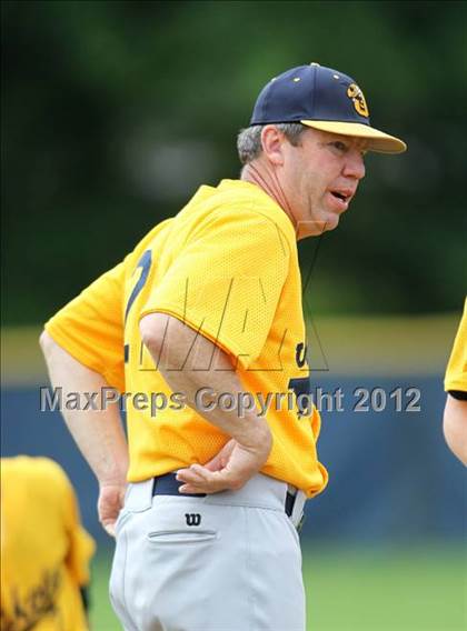 Thumbnail 3 in Oneonta vs. Wayland-Cohocton (NYSPHSAA Class B Semifinal) photogallery.