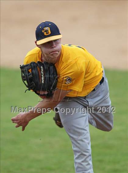 Thumbnail 1 in Oneonta vs. Wayland-Cohocton (NYSPHSAA Class B Semifinal) photogallery.