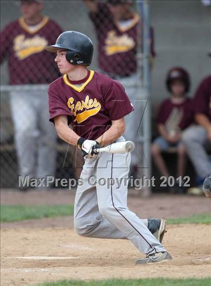 Thumbnail 3 in Oneonta vs. Wayland-Cohocton (NYSPHSAA Class B Semifinal) photogallery.