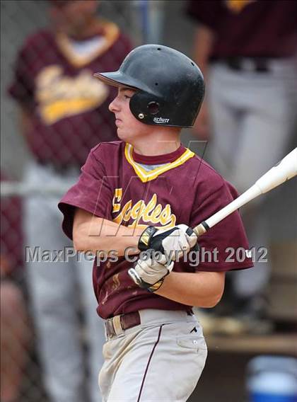 Thumbnail 2 in Oneonta vs. Wayland-Cohocton (NYSPHSAA Class B Semifinal) photogallery.