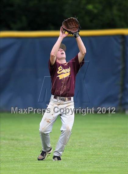 Thumbnail 3 in Oneonta vs. Wayland-Cohocton (NYSPHSAA Class B Semifinal) photogallery.
