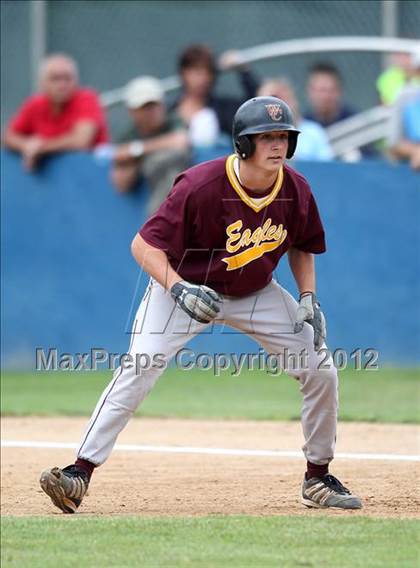 Thumbnail 1 in Oneonta vs. Wayland-Cohocton (NYSPHSAA Class B Semifinal) photogallery.