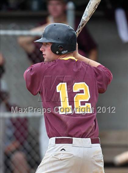 Thumbnail 3 in Oneonta vs. Wayland-Cohocton (NYSPHSAA Class B Semifinal) photogallery.