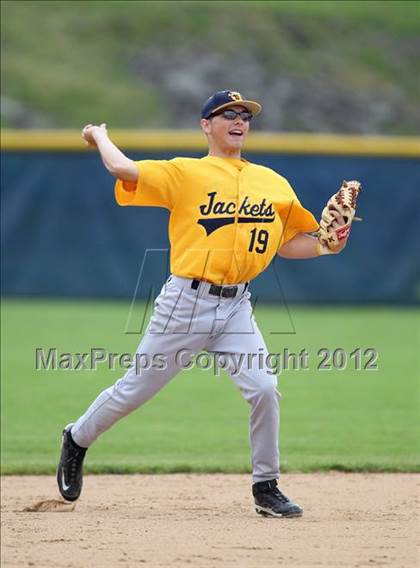Thumbnail 2 in Oneonta vs. Wayland-Cohocton (NYSPHSAA Class B Semifinal) photogallery.