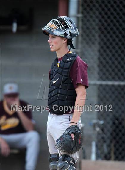 Thumbnail 3 in Oneonta vs. Wayland-Cohocton (NYSPHSAA Class B Semifinal) photogallery.