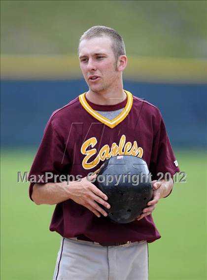 Thumbnail 1 in Oneonta vs. Wayland-Cohocton (NYSPHSAA Class B Semifinal) photogallery.