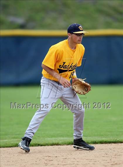 Thumbnail 1 in Oneonta vs. Wayland-Cohocton (NYSPHSAA Class B Semifinal) photogallery.