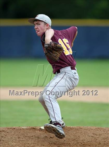 Thumbnail 1 in Oneonta vs. Wayland-Cohocton (NYSPHSAA Class B Semifinal) photogallery.