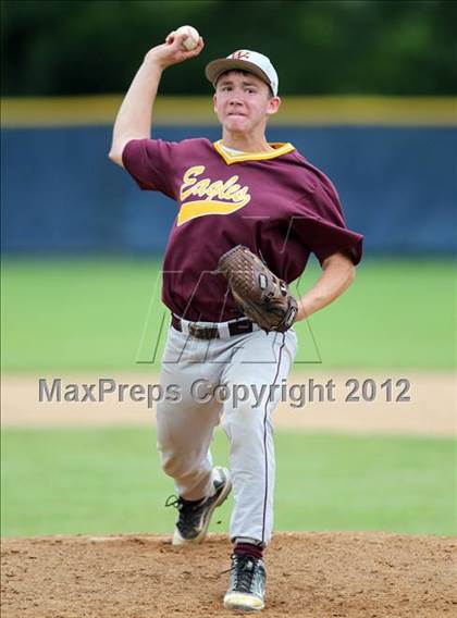Thumbnail 1 in Oneonta vs. Wayland-Cohocton (NYSPHSAA Class B Semifinal) photogallery.