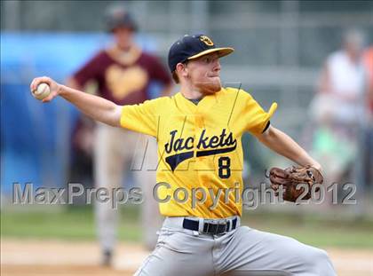 Thumbnail 2 in Oneonta vs. Wayland-Cohocton (NYSPHSAA Class B Semifinal) photogallery.