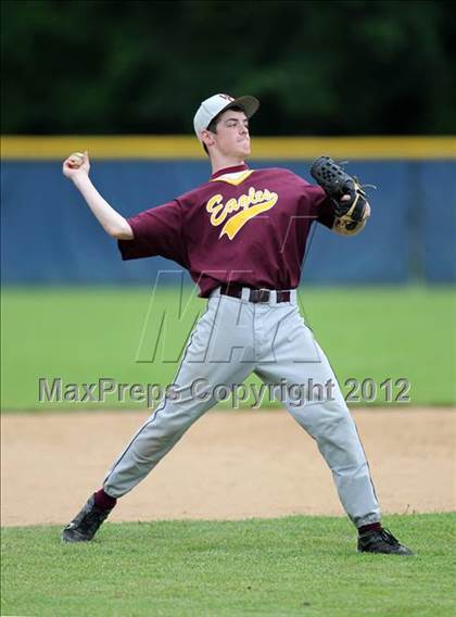 Thumbnail 3 in Oneonta vs. Wayland-Cohocton (NYSPHSAA Class B Semifinal) photogallery.
