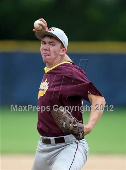 Thumbnail 2 in Oneonta vs. Wayland-Cohocton (NYSPHSAA Class B Semifinal) photogallery.