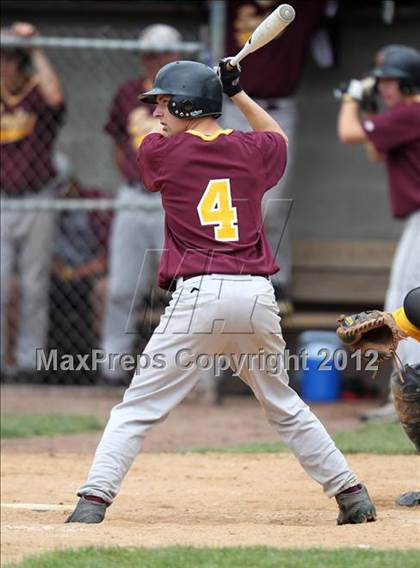 Thumbnail 3 in Oneonta vs. Wayland-Cohocton (NYSPHSAA Class B Semifinal) photogallery.