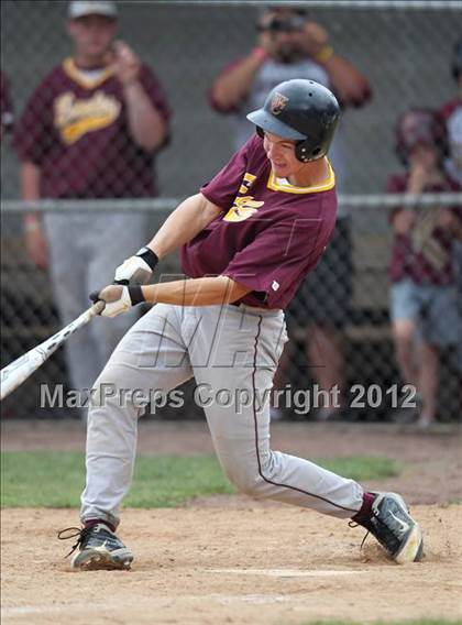 Thumbnail 3 in Oneonta vs. Wayland-Cohocton (NYSPHSAA Class B Semifinal) photogallery.