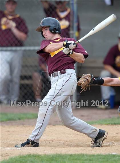 Thumbnail 3 in Oneonta vs. Wayland-Cohocton (NYSPHSAA Class B Semifinal) photogallery.