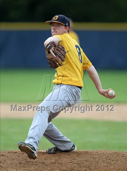 Thumbnail 3 in Oneonta vs. Wayland-Cohocton (NYSPHSAA Class B Semifinal) photogallery.